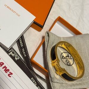 Hermes Clic Bracelet Black Enamel & Gold Hardware PM Full Set w/ box and ribbon
